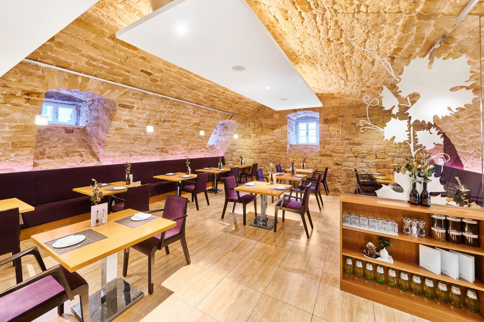 Hotel Ketschauer Hof ไดเดสไฮม์ ภายนอก รูปภาพ